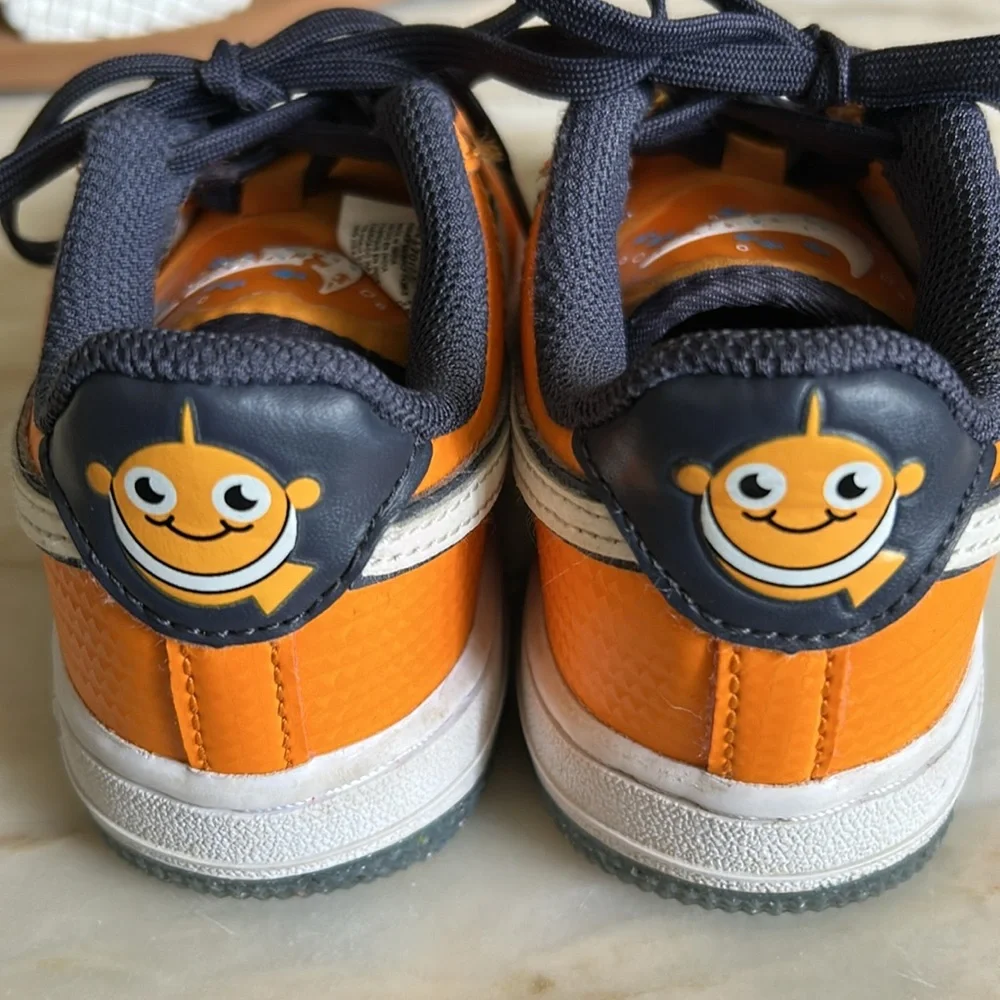 Nike Force 1 Low SE Orange Navy Clown Fish Kids Toddler Boys Size 11C‎